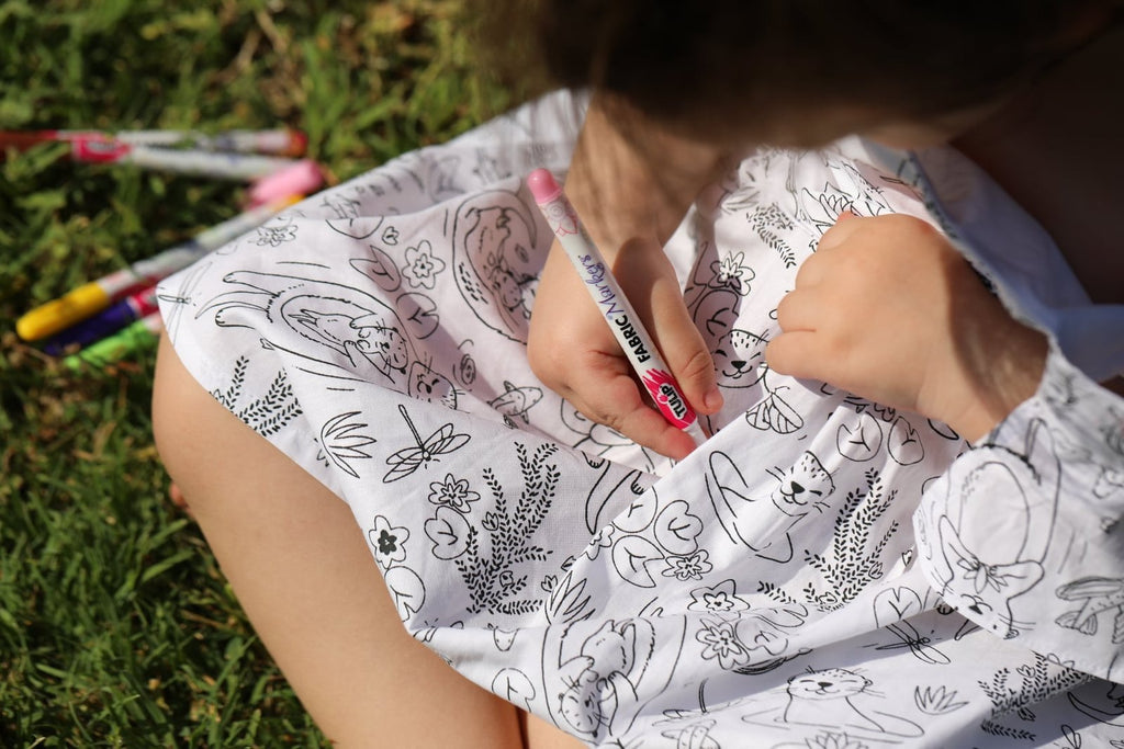 Coloring dress image 1