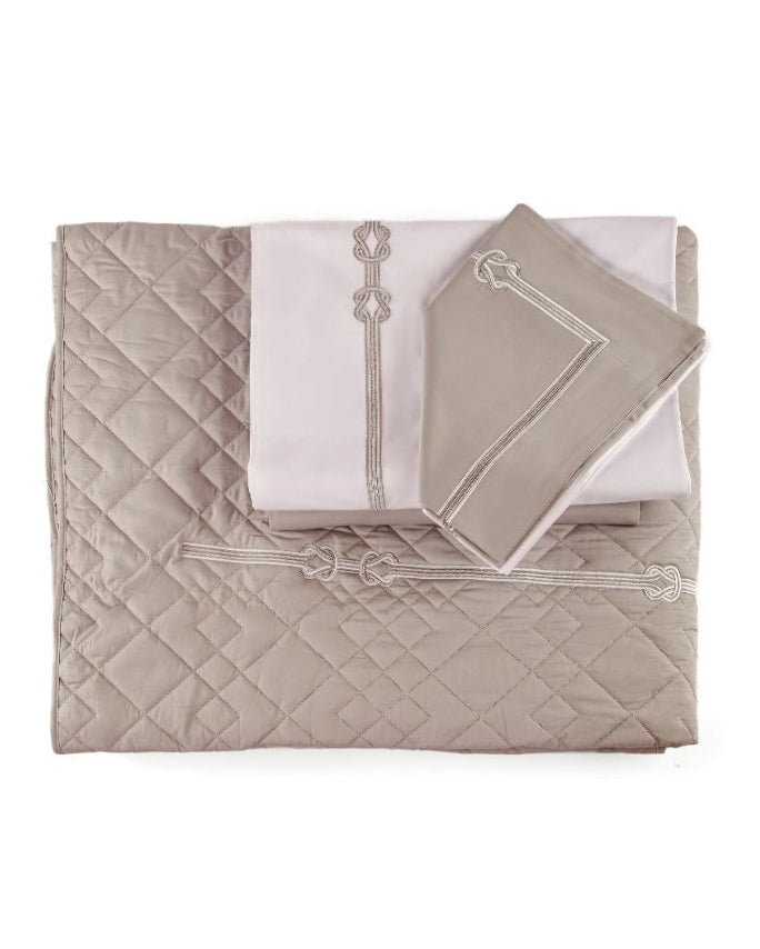 Grey Embroidered Bed Set image 2