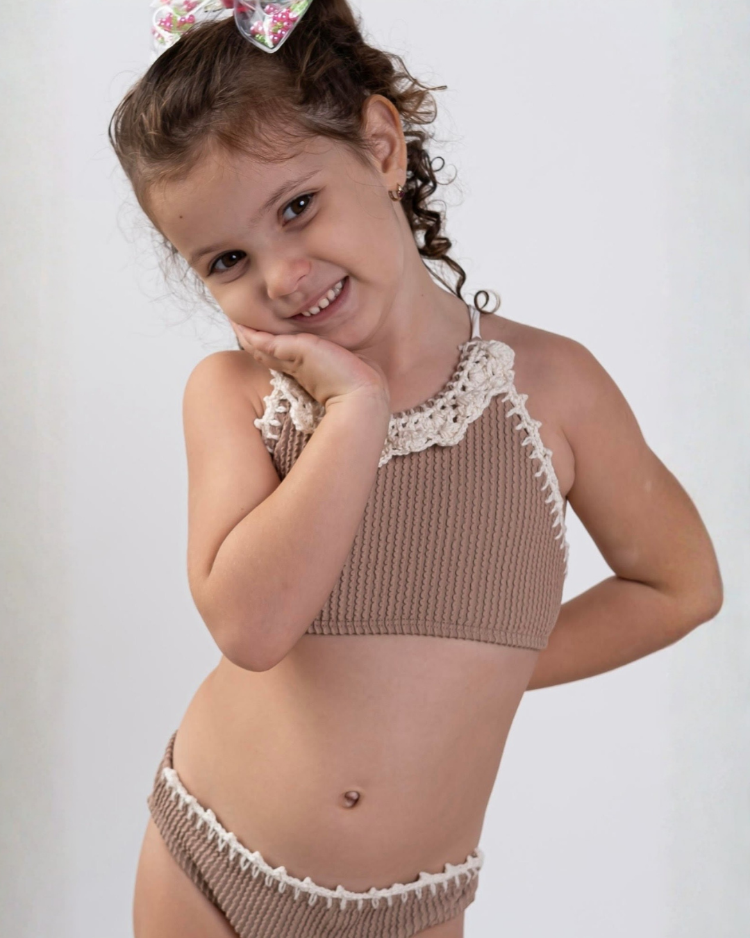 2 PC Tan Crochet Detail