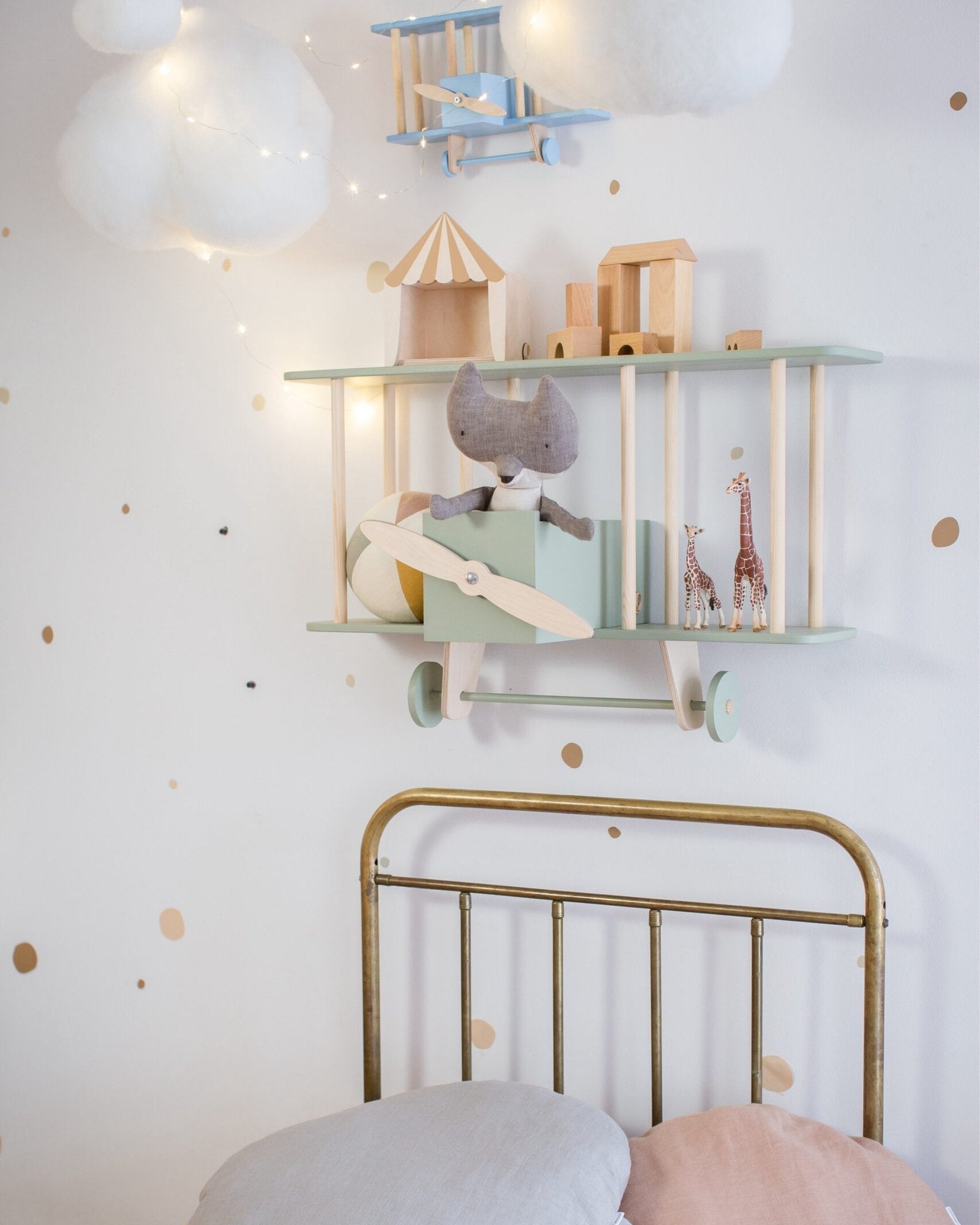 Biplane shelf 'Dashy' - Green image