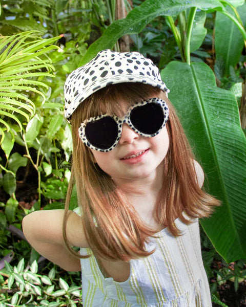 Leopard Heart Sunglasses image 2