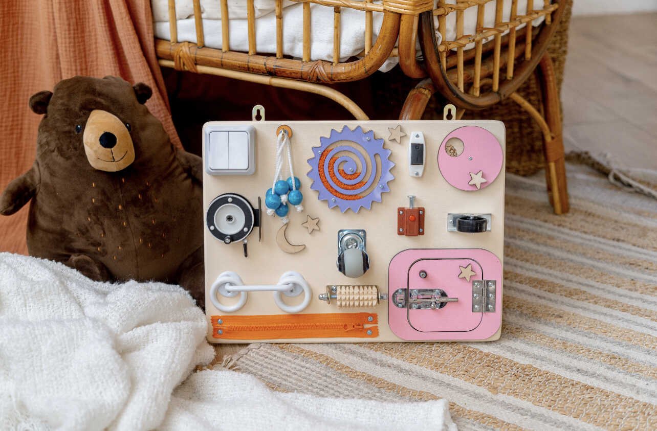 Mini Busy Board (Pink) image 3