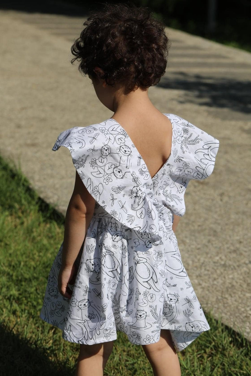 Coloring dress - 6 - 7 Y image