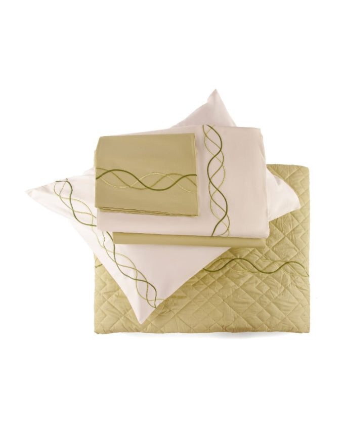 Mia Bed set image 0
