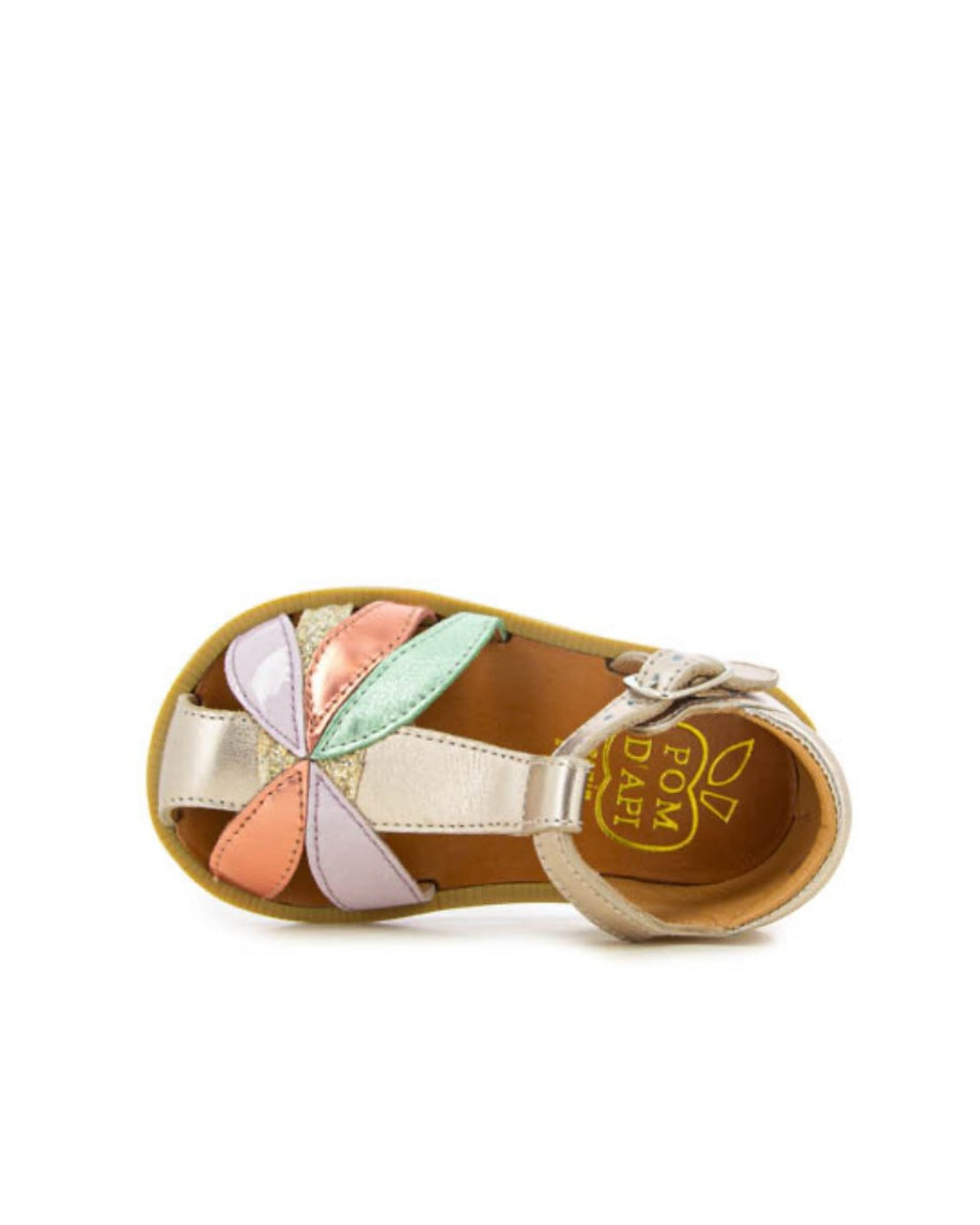 Poppy Oto image 3