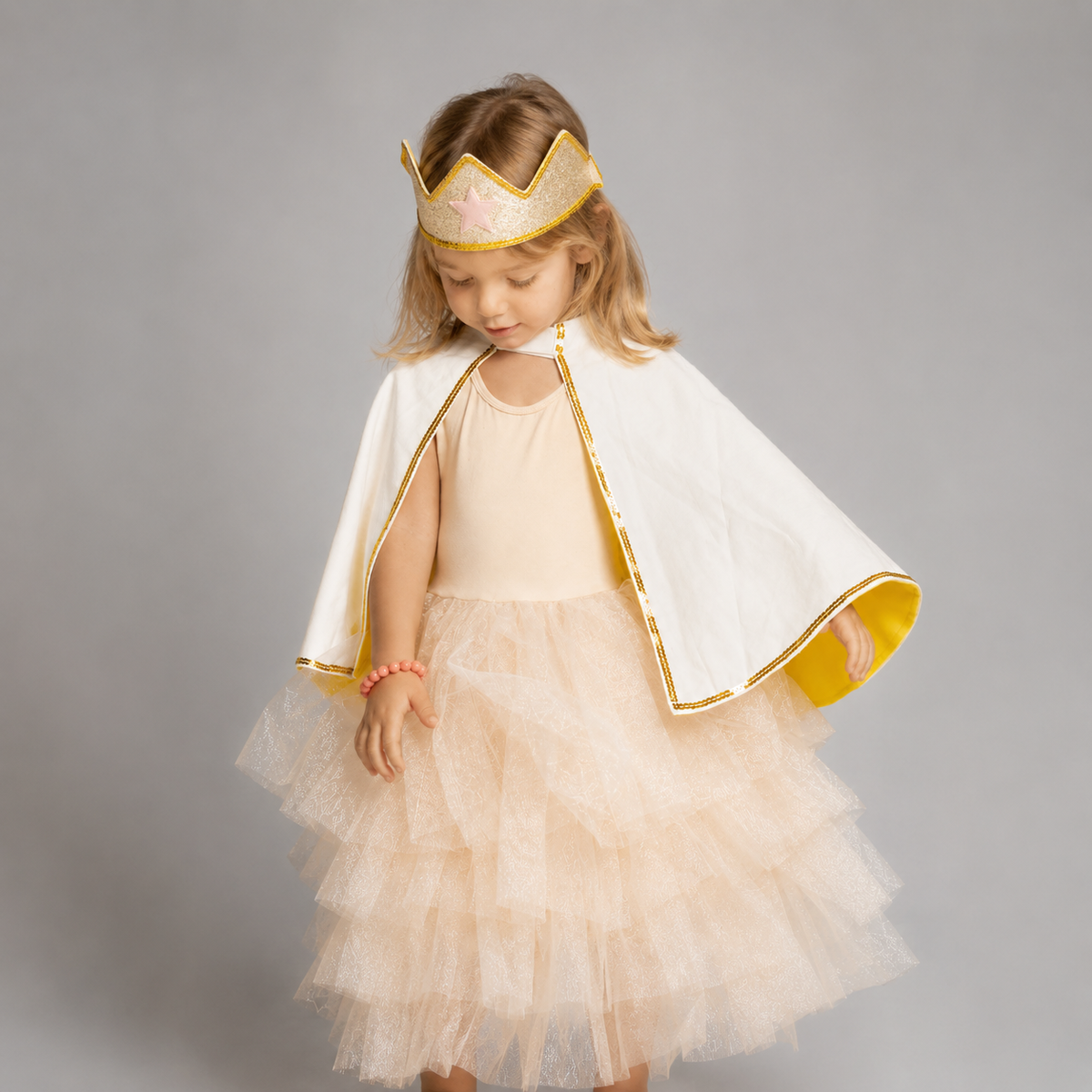 The Baby Cape And Crown Set Gold