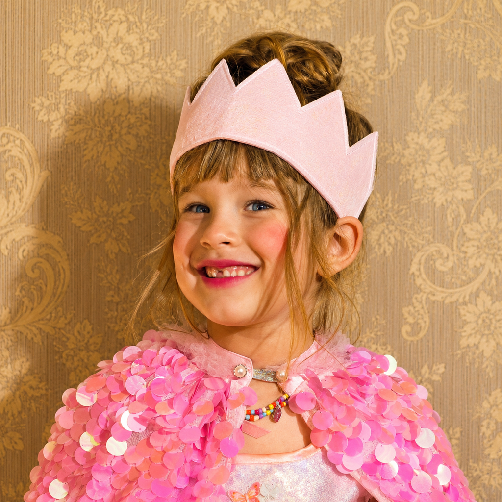 Amara Crown