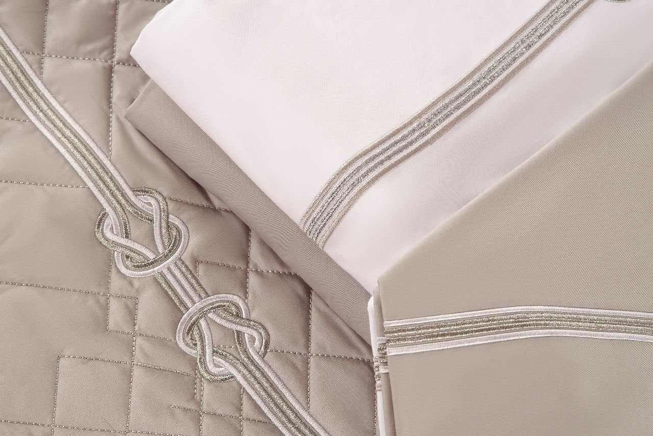 Grey Embroidered Bed Set image 0