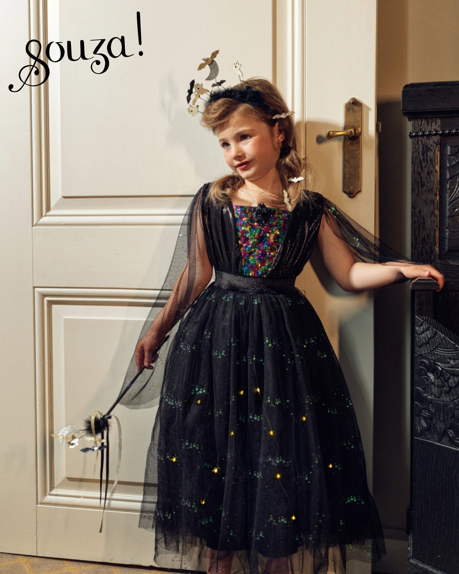 Wand cara with black star image 2