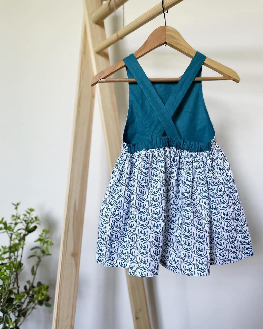 Backless dress - Blue, 6 - 7 Y image