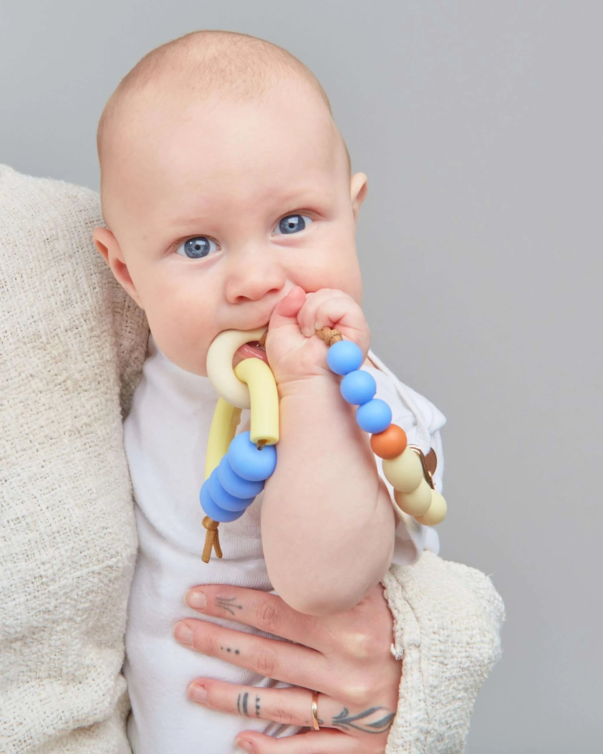 Bluebell Arch Ring Teether + Clip Set image 1