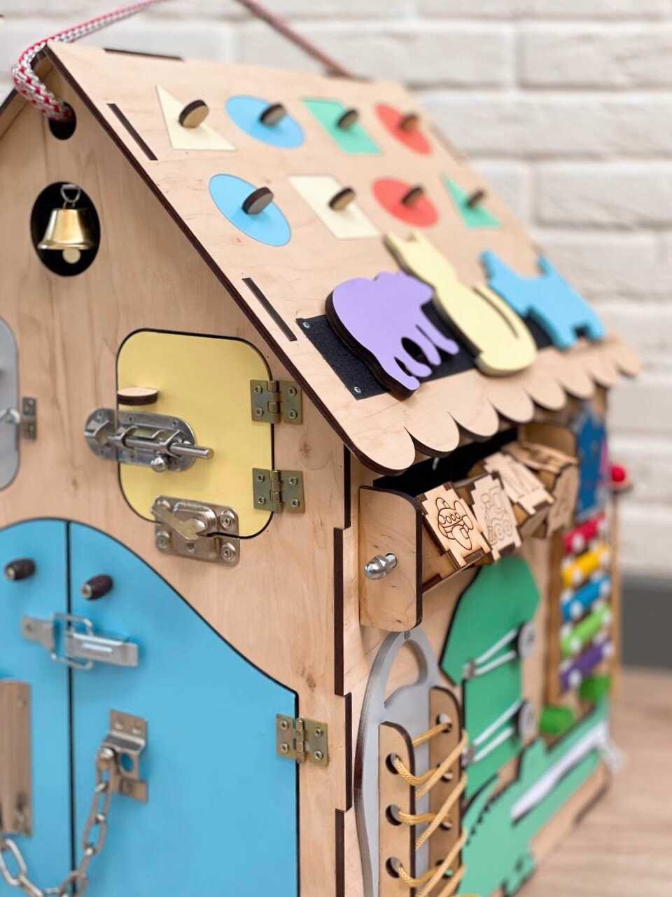 Mini Busy House image 4