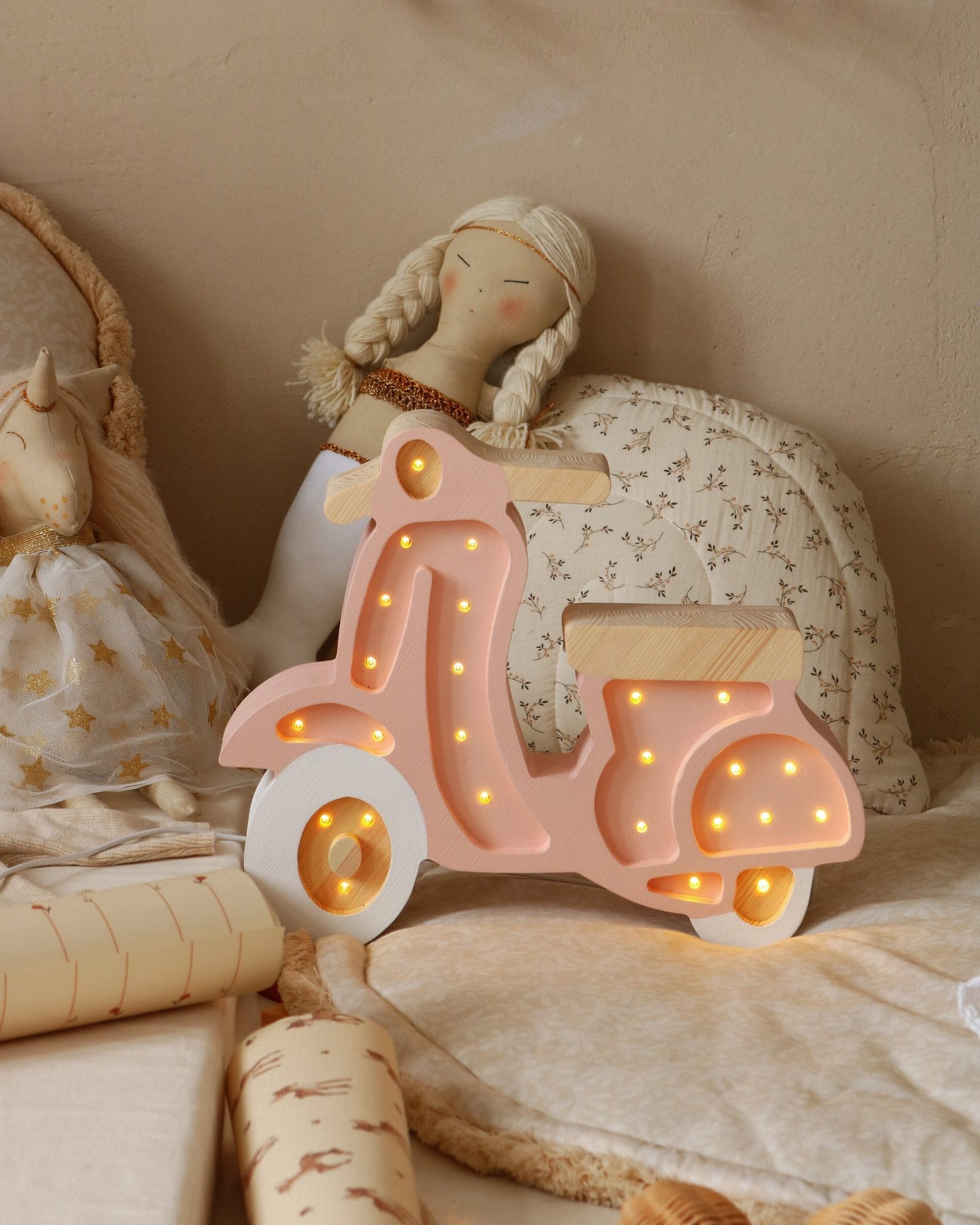 Scooter Lamp Powder Pink image 0