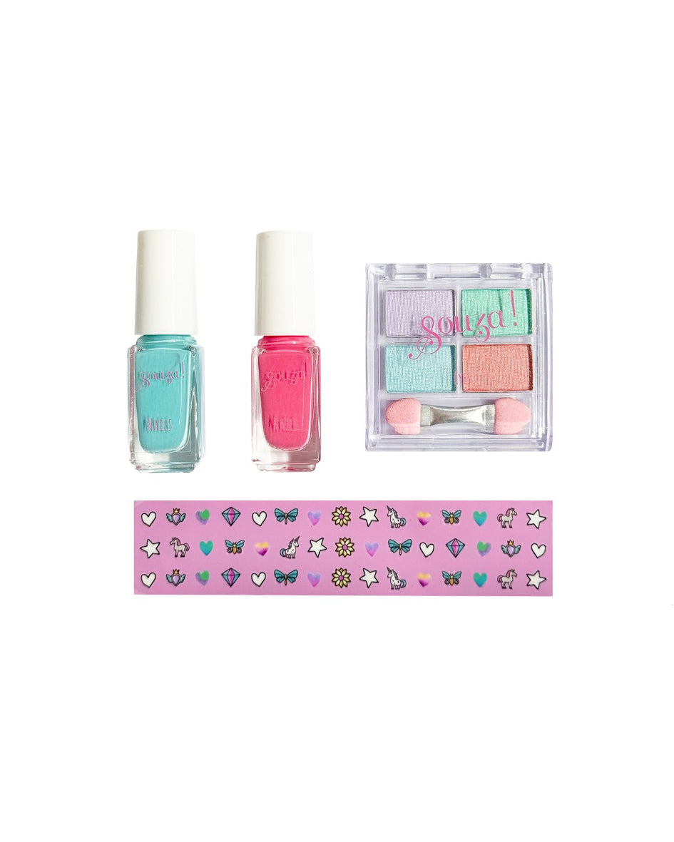 Eyes &  nails unicorn image 0